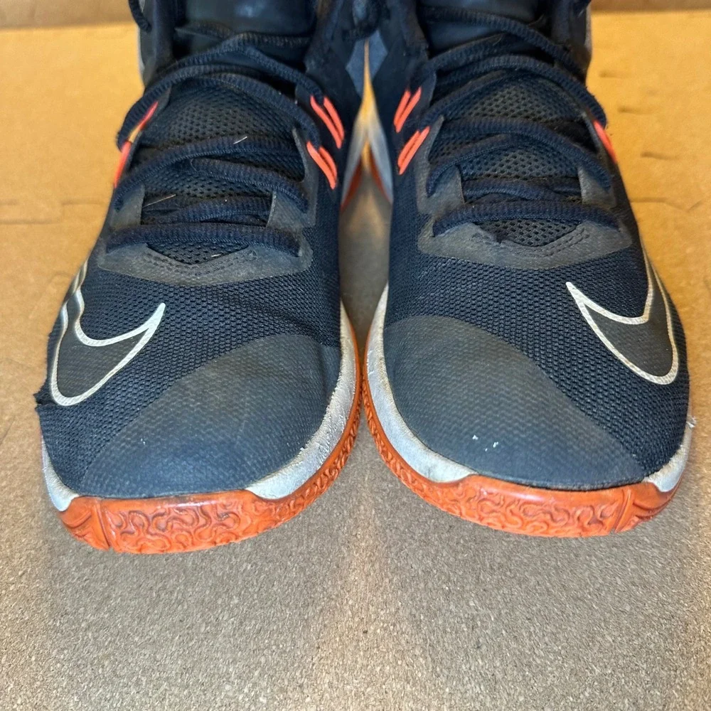 Nike Air Versitile II Mens Basketball Shoes Black Grey Orange 921692-006 Sz 10.5